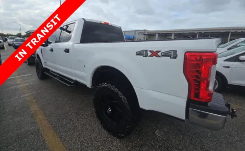 More photos of 2019 Ford Super Duty F-250 SRW XLT at Auto Boutique Florida, FL