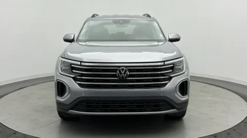 Photos of 2024 Volkswagen Atlas 2.0T SE w/Technology for sale in Jacksonville, FL at Auto Boutique Florida