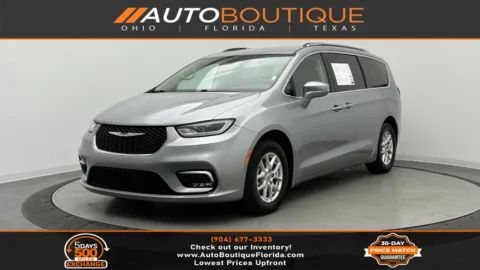 Silver 2021 Chrysler Pacifica Touring L for sale in Jacksonville, FL