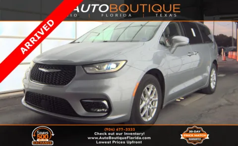 Silver 2021 Chrysler Pacifica Touring L for sale in Jacksonville, FL