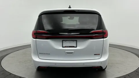 More photos of 2024 Chrysler Pacifica Touring L at Auto Boutique Florida, FL