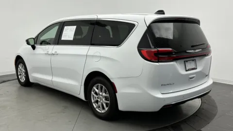 More photos of 2024 Chrysler Pacifica Touring L at Auto Boutique Florida, FL