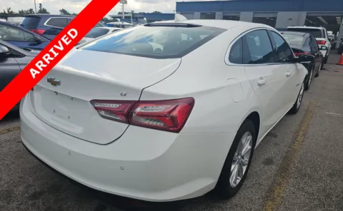 More photos of 2021 Chevrolet Malibu LT at Auto Boutique Florida, FL