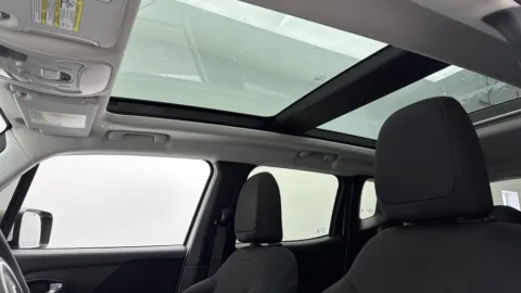 More photos of 2019 Jeep Renegade Latitude at Auto Boutique Florida, FL