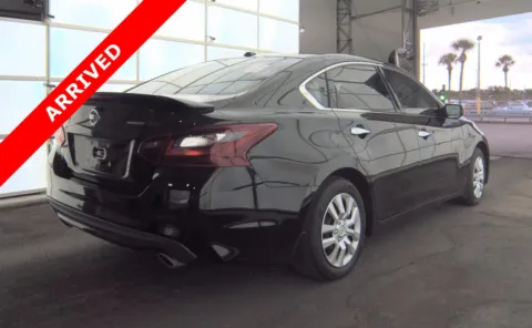 Another view of 2018 Nissan Altima 2.5 SR for sale in Jacksonville, FL at Auto Boutique Florida