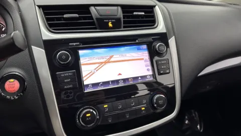 More photos of 2018 Nissan Altima 2.5 SR at Auto Boutique Florida, FL