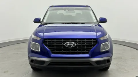 Photos of 2021 Hyundai Venue SE for sale in Jacksonville, FL at Auto Boutique Florida