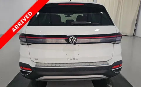 More photos of 2025 Volkswagen Taos SE at Auto Boutique Florida, FL