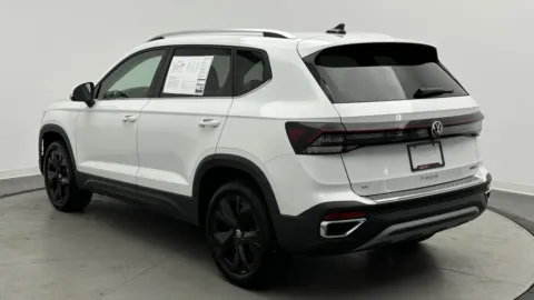 More photos of 2025 Volkswagen Taos SE at Auto Boutique Florida, FL