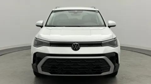 Photos of 2025 Volkswagen Taos SE for sale in Jacksonville, FL at Auto Boutique Florida