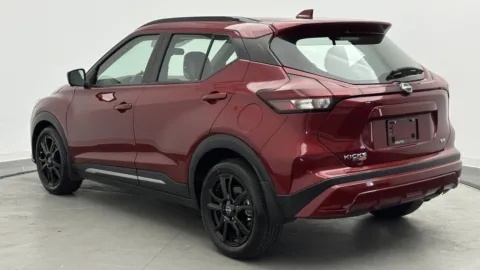 More photos of 2023 Nissan Kicks SR at Auto Boutique Florida, FL