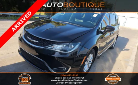 Black 2017 Chrysler Pacifica Touring-L for sale in Jacksonville, FL