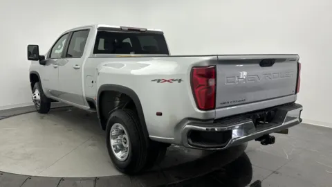 More photos of 2023 Chevrolet Silverado 3500HD LT at Auto Boutique Florida, FL