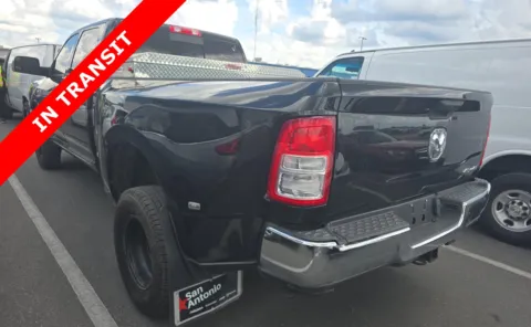 More photos of 2019 Ram 3500 Tradesman at Auto Boutique Florida, FL
