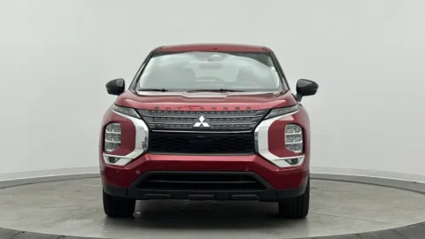 Photos of 2024 Mitsubishi Outlander SE for sale in Jacksonville, FL at Auto Boutique Florida