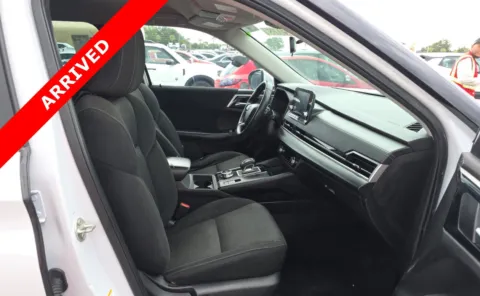 More photos of 2023 Mitsubishi Outlander ES at Auto Boutique Florida, FL