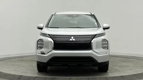 Photos of 2023 Mitsubishi Outlander ES for sale in Jacksonville, FL at Auto Boutique Florida