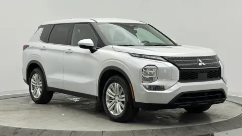 Another view of 2023 Mitsubishi Outlander ES for sale in Jacksonville, FL at Auto Boutique Florida