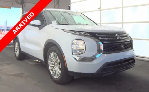Another view of 2023 Mitsubishi Outlander ES for sale in Jacksonville, FL at Auto Boutique Florida