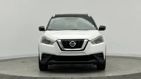 Photos of 2019 Nissan Kicks SR for sale in Jacksonville, FL at Auto Boutique Florida