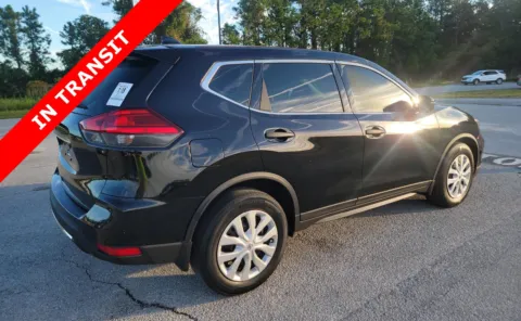 More photos of 2017 Nissan Rogue S at Auto Boutique Florida, FL