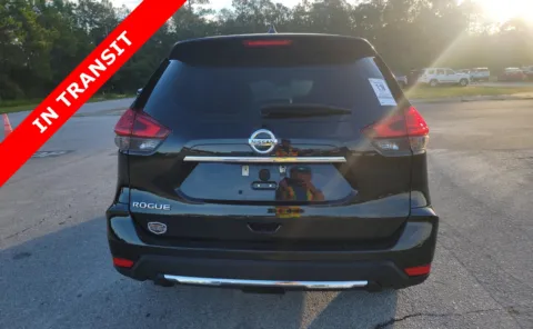 More photos of 2017 Nissan Rogue S at Auto Boutique Florida, FL
