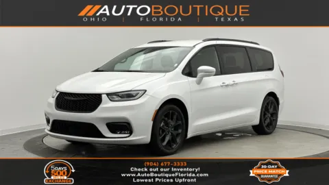 White 2021 Chrysler Pacifica Touring for sale in Jacksonville, FL