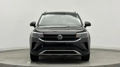 Photos of 2022 Volkswagen Taos SE for sale in Jacksonville, FL at Auto Boutique Florida