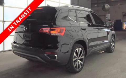 More photos of 2022 Volkswagen Taos SE at Auto Boutique Florida, FL