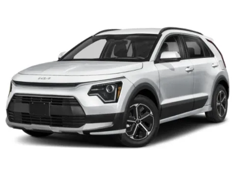 White 2023 Kia Niro LX for sale in Jacksonville, FL