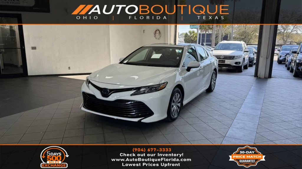 2020 Toyota Camry Hybrid LE for sale in Jacksonville, FL