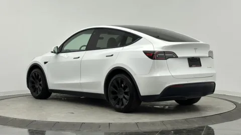 More photos of 2020 Tesla Model Y Long Range at Auto Boutique Florida, FL