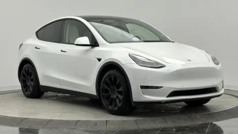 Another view of 2020 Tesla Model Y Long Range for sale in Jacksonville, FL at Auto Boutique Florida