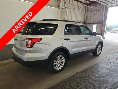 More photos of 2016 Ford Explorer at Auto Boutique Florida, FL