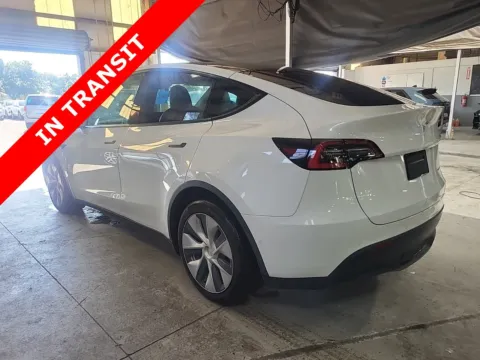 More photos of 2020 Tesla Model Y Long Range at Auto Boutique Florida, FL