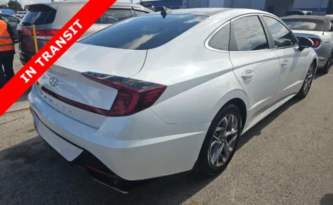 More photos of 2021 Hyundai Sonata SEL at Auto Boutique Florida, FL