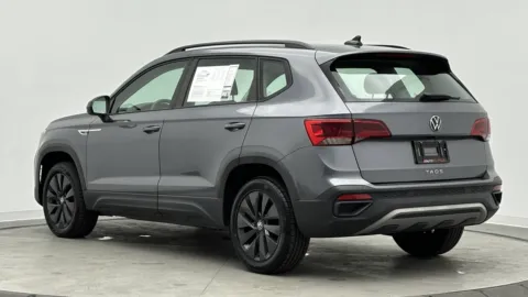 More photos of 2022 Volkswagen Taos S at Auto Boutique Florida, FL