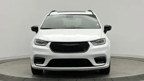 Photos of 2025 Chrysler Pacifica Limited for sale in Jacksonville, FL at Auto Boutique Florida