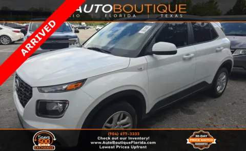 White 2021 Hyundai Venue SE for sale in Jacksonville, FL