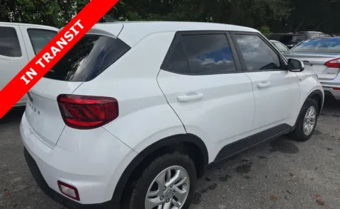 More photos of 2021 Hyundai Venue SE at Auto Boutique Florida, FL