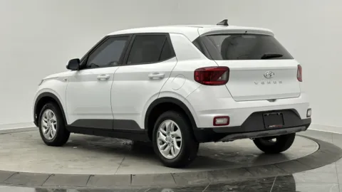 More photos of 2021 Hyundai Venue SE at Auto Boutique Florida, FL