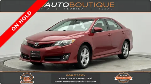 Gray 2013 Toyota Camry LE for sale in Jacksonville, FL
