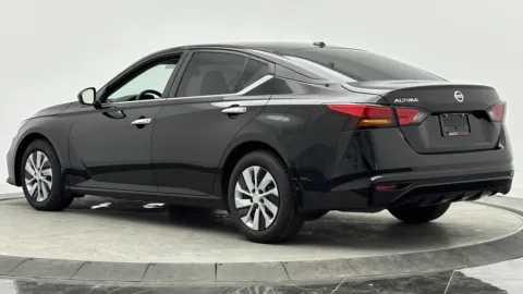 More photos of 2020 Nissan Altima 2.5 S at Auto Boutique Florida, FL