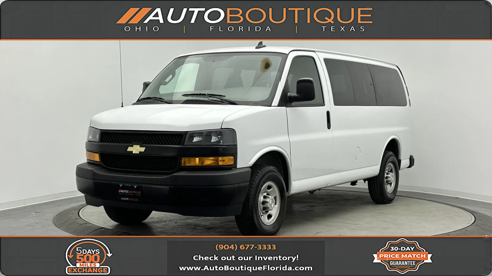 2023 Chevrolet Express Passenger LS's photo