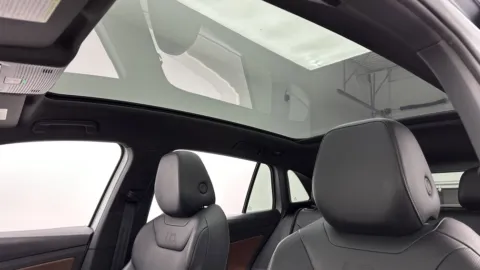 More photos of 2021 Volkswagen ID.4 Pro S at Auto Boutique Florida, FL