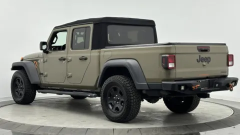 More photos of 2020 Jeep Gladiator Sport S at Auto Boutique Florida, FL