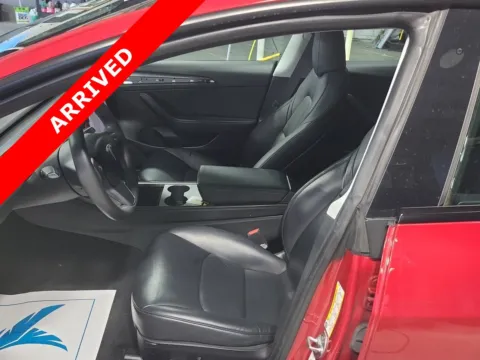 More photos of 2021 Tesla Model 3 Standard Range Plus at Auto Boutique Florida, FL