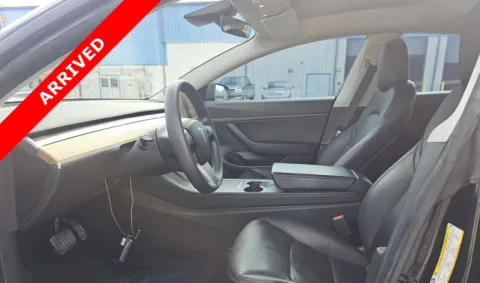 More photos of 2021 Tesla Model 3 Standard Range Plus at Auto Boutique Florida, FL