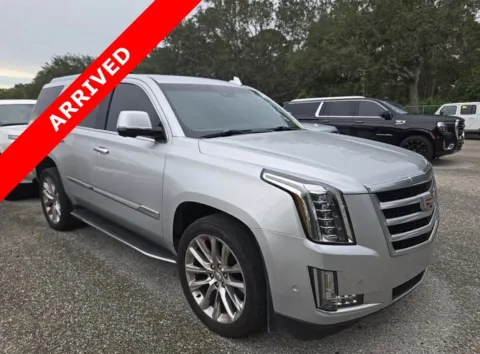 More photos of 2019 Cadillac Escalade Luxury at Auto Boutique Florida, FL