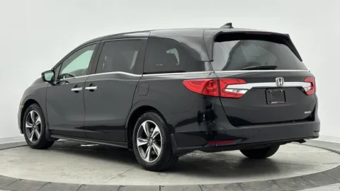 More photos of 2018 Honda Odyssey Touring at Auto Boutique Florida, FL